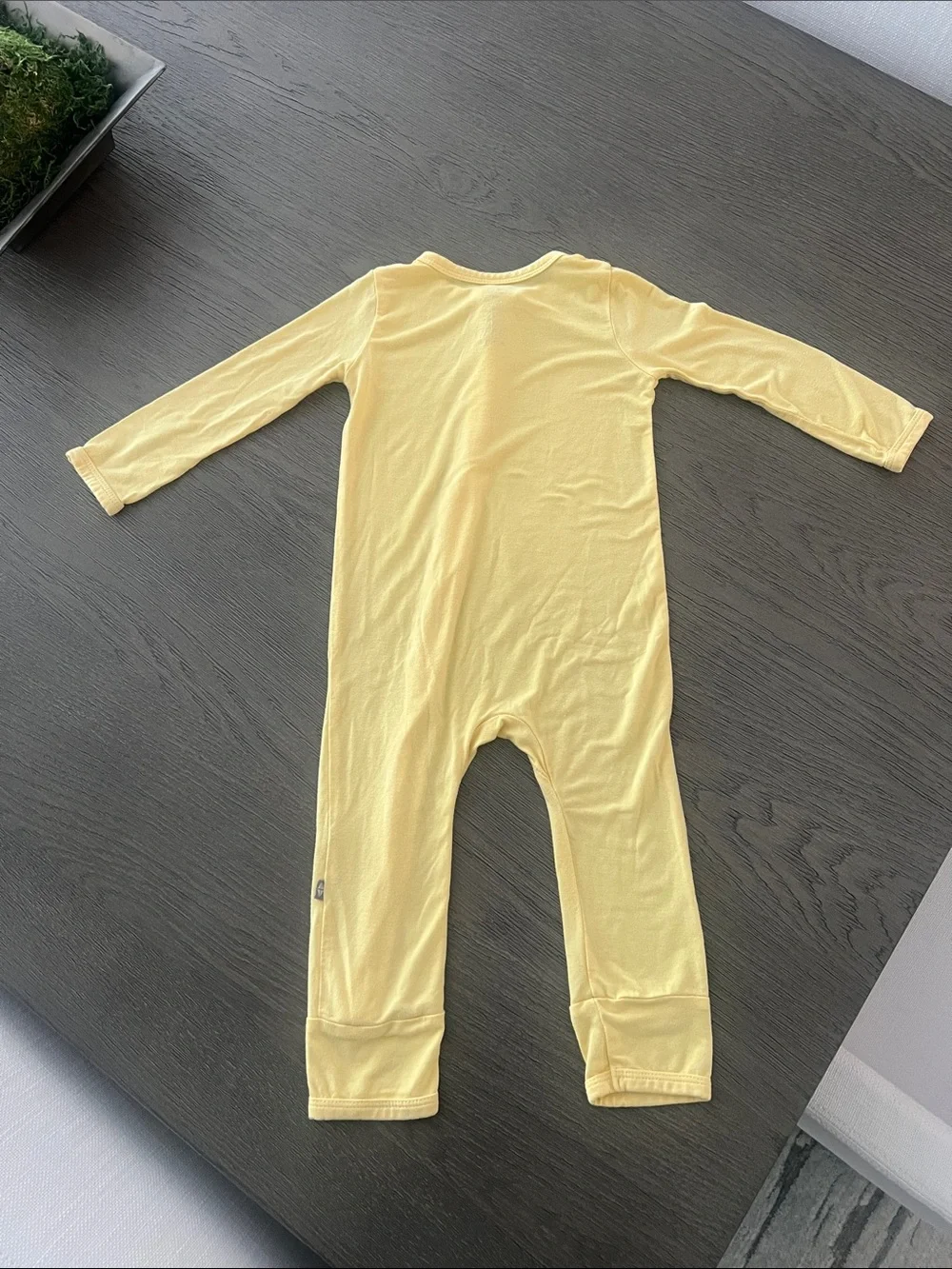 Kyte BABY Soft Yellow Zippered One-Piece Bodysuit
